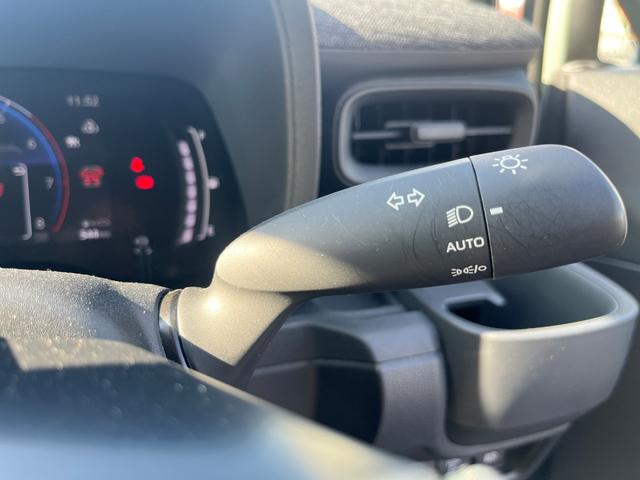 シエンタ ハイブリッドZ 10.5インチディスプレイオーディオ・後席モニター・両側電動スライドドア・3列シート・バックカメラ・衝突軽減装置・クルーズコントロール・障害物センサー・横滑り防止装置・オートマチックハイビーム(46枚目)