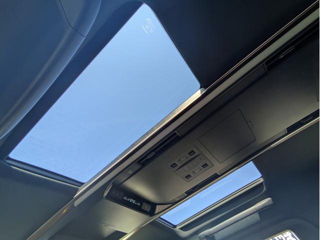 ヴェルファイアハイブリッド Z プレミア ワンオーナー/禁煙車/サンルーフ/フリップダウンモニター/純ナビ/フルセグTV/全周囲カメラ/ETC2.0/パワーバックドア/パワーシート/2列目電動キャプテンシート/シートヒーター/ベンチレーション(47枚目)