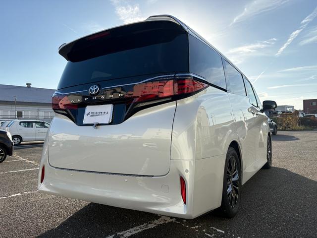 アルファード Z 禁煙車・サンルーフ・純正ナビ・フルセグTV・全周囲カメラ・両側電動スライドドア・電動リアゲート・本革シート・ETC 2.0・レーダークルーズコントロール・ブラインドスポットモニター(2枚目)
