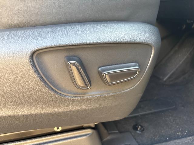 アルファード Z 禁煙車・サンルーフ・純正ナビ・フルセグTV・全周囲カメラ・両側電動スライドドア・電動リアゲート・本革シート・ETC 2.0・レーダークルーズコントロール・ブラインドスポットモニター(42枚目)