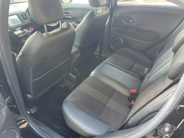 ヴェゼル RS・ホンダセンシング フルセグTV・純正ナビ・サポカー・バックカメラ・クルコン・ドラレコ・ETC・障害物センサー・衝突軽減ブレーキ・横滑り防止装置・レーンキープアシスト・アクセル踏み間違い防止装置・禁煙車(11枚目)