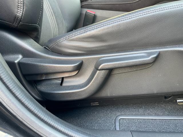 ヴェゼル RS・ホンダセンシング フルセグTV・純正ナビ・サポカー・バックカメラ・クルコン・ドラレコ・ETC・障害物センサー・衝突軽減ブレーキ・横滑り防止装置・レーンキープアシスト・アクセル踏み間違い防止装置・禁煙車(35枚目)