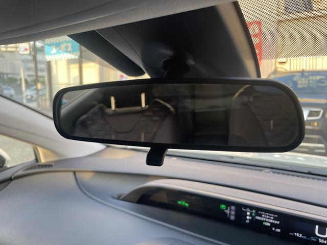 プリウスPHV A 純正11.6インチナビ・バックカメラ・Bluetooth・フルセグTV・ETC2.0・シートヒーター・衝突軽減ブレーキ・車線逸脱警報・ブラインドスポットモニター・コーナーセンサー・パーキングアシスト(31枚目)