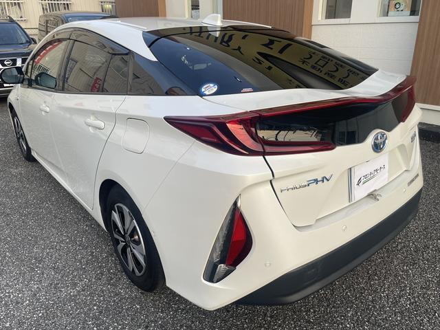 プリウスPHV A 純正11.6インチナビ・バックカメラ・Bluetooth・フルセグTV・ETC2.0・シートヒーター・衝突軽減ブレーキ・車線逸脱警報・ブラインドスポットモニター・コーナーセンサー・パーキングアシスト(35枚目)