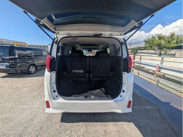 アルファード 2.5S Cパッケージ 両側電動スライドドア・サンルーフ・アルパインナビ・バックカメラ・ETC・3列シート・2列目キャプテンシート・ウォークスルー・ブラインドスポットモニター・障害物センサー・Wエアコン・衝突軽減装置(9枚目)