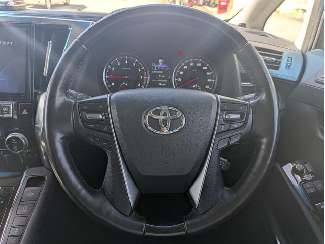 アルファード 2.5S Cパッケージ 両側電動スライドドア・サンルーフ・アルパインナビ・バックカメラ・ETC・3列シート・2列目キャプテンシート・ウォークスルー・ブラインドスポットモニター・障害物センサー・Wエアコン・衝突軽減装置(10枚目)