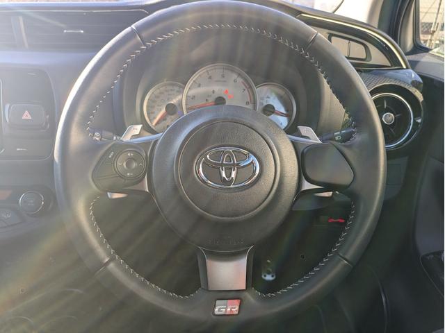 ヴィッツ GRスポーツGR 純正ナビ・フルセグTV・衝突被害軽減ブレーキ・横滑り防止装置・ETC・ミュージックサーバー・LEDヘッドライト(16枚目)