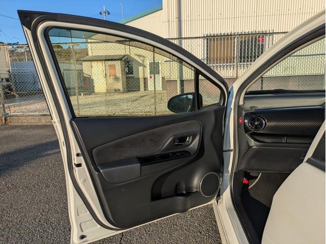 ヴィッツ GRスポーツGR 純正ナビ・フルセグTV・衝突被害軽減ブレーキ・横滑り防止装置・ETC・ミュージックサーバー・LEDヘッドライト(32枚目)