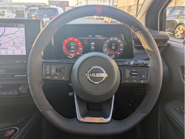 オーラ ニスモ プロパイロット・全周囲カメラ・ワンオーナー・衝突軽減装置・障害物センサー・横滑り防止装置・純正アルミ・オートマチックハイビーム・Bluetooth接続・ETC・デジタルインナーミラー・フルセグTV(12枚目)