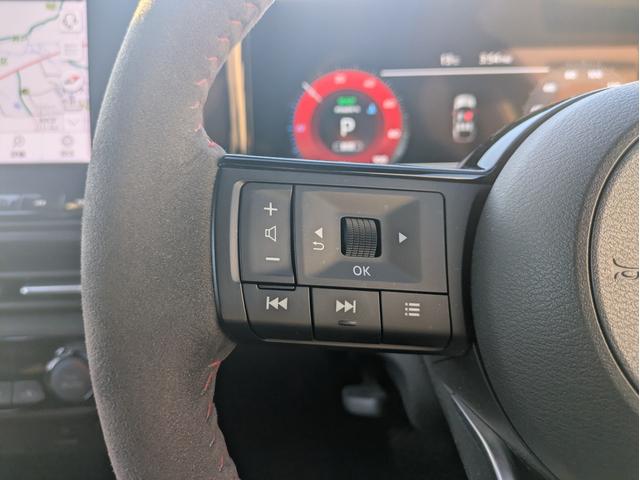 オーラ ニスモ プロパイロット・全周囲カメラ・ワンオーナー・衝突軽減装置・障害物センサー・横滑り防止装置・純正アルミ・オートマチックハイビーム・Bluetooth接続・ETC・デジタルインナーミラー・フルセグTV(13枚目)