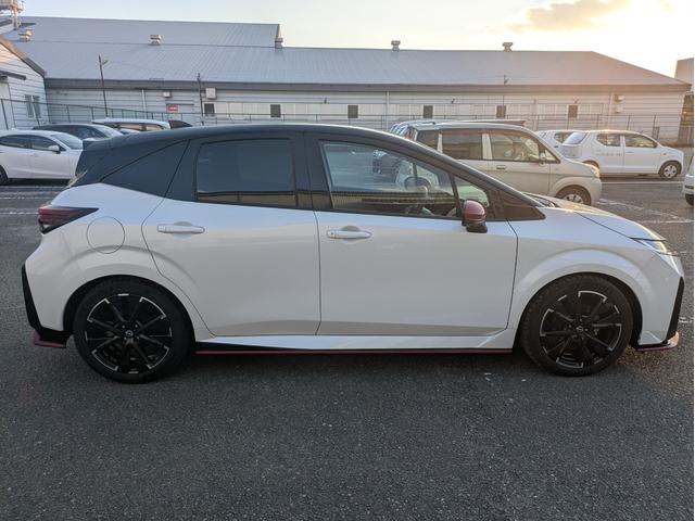 オーラ ニスモ プロパイロット・全周囲カメラ・ワンオーナー・衝突軽減装置・障害物センサー・横滑り防止装置・純正アルミ・オートマチックハイビーム・Bluetooth接続・ETC・デジタルインナーミラー・フルセグTV(47枚目)