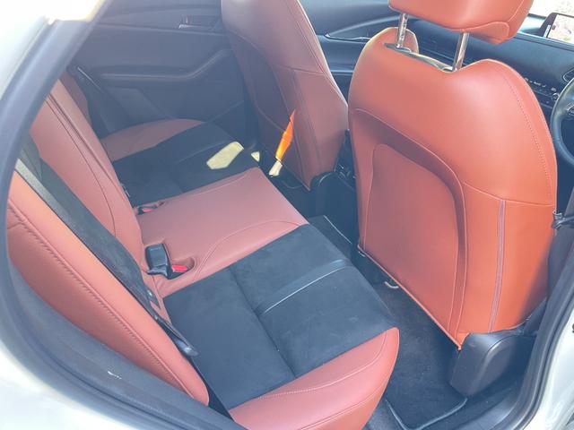 ＣＸ－３０ ＸＤ　レトロスポーツエディション　純正ナビ・ワンセグＴＶ・全周囲カメラ・ドラレコ・ＥＴＣ・パワーシート・シートヒーター・電動リアゲート・ハーフレザーシート・ＬＥＤヘッドライト・Ｂｌｕｅｔｏｏｔｈ接続（9枚目）