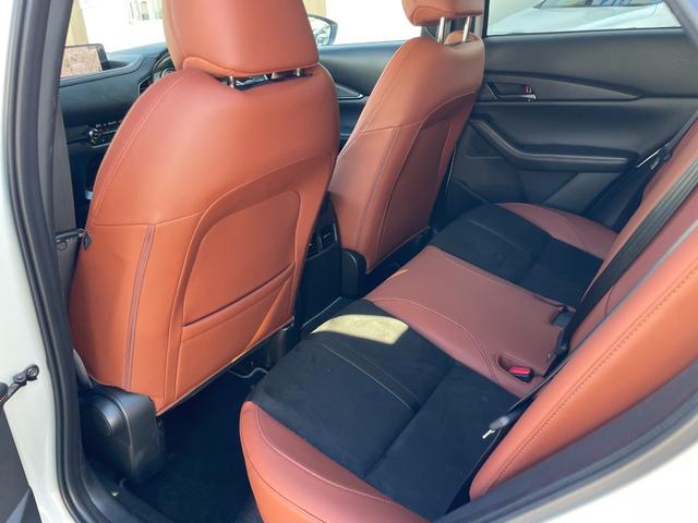 ＣＸ－３０ ＸＤ　レトロスポーツエディション　純正ナビ・ワンセグＴＶ・全周囲カメラ・ドラレコ・ＥＴＣ・パワーシート・シートヒーター・電動リアゲート・ハーフレザーシート・ＬＥＤヘッドライト・Ｂｌｕｅｔｏｏｔｈ接続（14枚目）