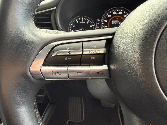 ＣＸ－３０ ２０Ｓ　ブラックトーンエディション　ナビ・フルセグＴＶ・全方位カメラ・Ｂｌｕｅｔｏｏｔｈ・衝突軽減ブレーキ・車線逸脱警報・アダクティブクルーズコントロール・ステアリングヒーター・シートヒーター・ドラレコ・オートブレーキホールド（13枚目）