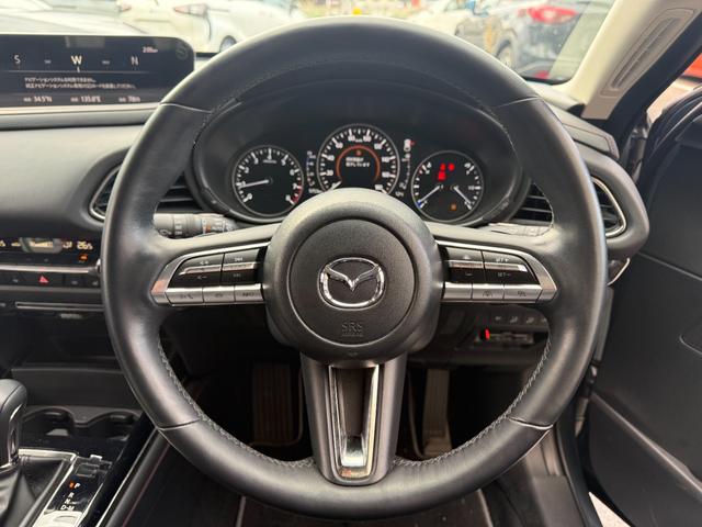 ＣＸ－３０ ２０Ｓ　ブラックトーンエディション　ナビ・フルセグＴＶ・全方位カメラ・Ｂｌｕｅｔｏｏｔｈ・衝突軽減ブレーキ・車線逸脱警報・アダクティブクルーズコントロール・ステアリングヒーター・シートヒーター・ドラレコ・オートブレーキホールド（15枚目）