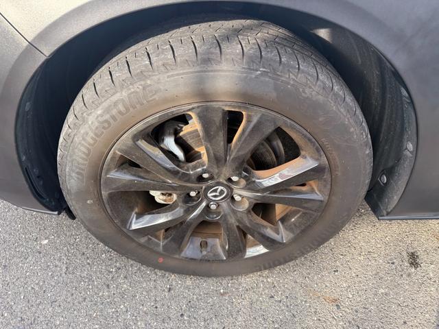 ＣＸ－３０ ２０Ｓ　ブラックトーンエディション　ナビ・フルセグＴＶ・全方位カメラ・Ｂｌｕｅｔｏｏｔｈ・衝突軽減ブレーキ・車線逸脱警報・アダクティブクルーズコントロール・ステアリングヒーター・シートヒーター・ドラレコ・オートブレーキホールド（29枚目）