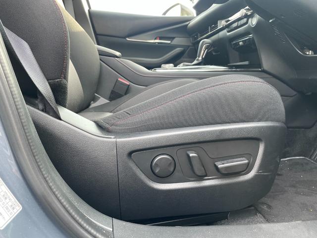 ＣＸ－３０ ２０Ｓ　ブラックトーンエディション　ナビ・フルセグＴＶ・全方位カメラ・Ｂｌｕｅｔｏｏｔｈ・衝突軽減ブレーキ・車線逸脱警報・アダクティブクルーズコントロール・ステアリングヒーター・シートヒーター・ドラレコ・オートブレーキホールド（42枚目）