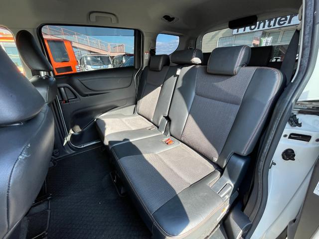 シエンタ Ｇ　クエロ　両側パワースライドドア・ナビ・フルセグＴＶ・Ｂｌｕｅｔｏｏｔｈ・ＤＶＤ再生・Ｂカメラ・衝突軽減ブレーキ・車線逸脱警報・アイドリングストップ・オートライト・オートマチックハイビーム・ＥＴＣ（41枚目）