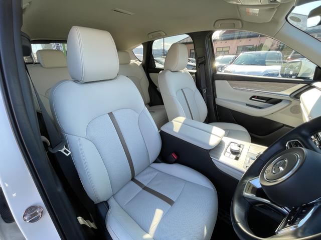 ＣＸ－６０ ＸＤ－ハイブリッド　エクスクルーシブモダン　ナビ・フルセグ・全周囲カメラ・ドラレコ・衝突被害軽減システム・障害物センサー・ドラレコ・白革シート・シートヒーター・シートエアコン・電動リアゲート・ＨＤＭＩ・ポジションメモリー・ＢＯＳＥスピーカー（4枚目）