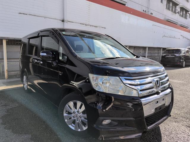 ステップワゴンスパーダ Ｚ　クールスピリット　両側自動　ＨＤＤナビ　Ｂカメラ　両側パワースライドドア　スマートキー　純正ＨＤＤナビ　３６０°モニター　フルセグＴＶ　Ｂカメラ　ＨＩＤヘッドライト　オートライト　オートエアコン　パドルシフト　ＥＴＣ　純正アルミ（6枚目）