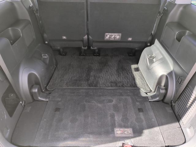 ステップワゴンスパーダ Ｚ　クールスピリット　両側自動　ＨＤＤナビ　Ｂカメラ　両側パワースライドドア　スマートキー　純正ＨＤＤナビ　３６０°モニター　フルセグＴＶ　Ｂカメラ　ＨＩＤヘッドライト　オートライト　オートエアコン　パドルシフト　ＥＴＣ　純正アルミ（21枚目）