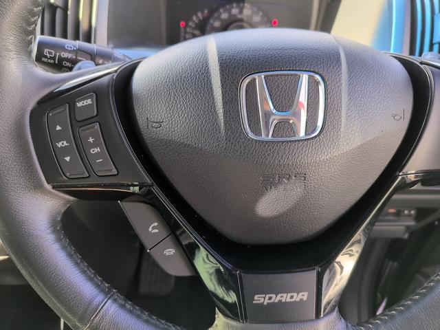 ステップワゴンスパーダ Ｚ　クールスピリット　両側自動　ＨＤＤナビ　Ｂカメラ　両側パワースライドドア　スマートキー　純正ＨＤＤナビ　３６０°モニター　フルセグＴＶ　Ｂカメラ　ＨＩＤヘッドライト　オートライト　オートエアコン　パドルシフト　ＥＴＣ　純正アルミ（26枚目）