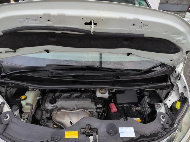 ヴェルファイア ２．４Ｚ　プラチナセレクションＩＩ　両側自動　スマートキー　両側パワースライドドア　電動リアゲート　プッシュスタート　ＥＴＣ　オートエアコン　純正アルミ　フリップダウンモニター　カロッツェリアナビ　フルセグＴＶ　バックカメラ　オットマン　スマートキー（17枚目）