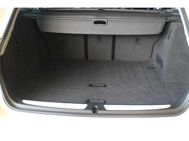 ３シリーズ ３２０ｄ　ラグジュアリー　黒革・ディーゼル・ナビ・電動リアゲート（5枚目）