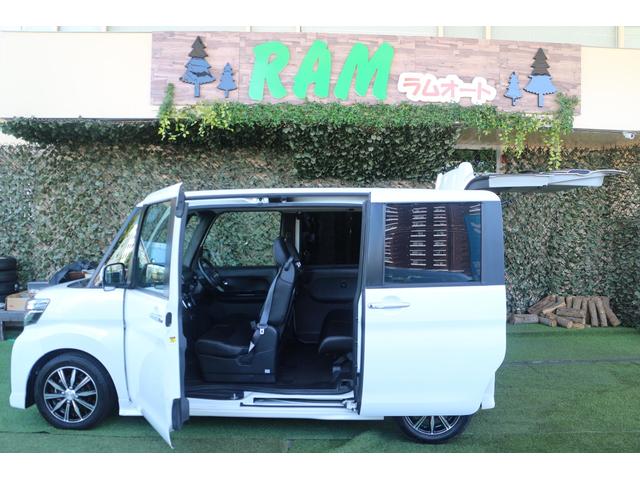 タント カスタムＲＳ　トップエディションＳＡＩＩＩ　両側電動スライドドア・ナビ・ターボ・バックカメラ・リフトアップ・社外ホイール（10枚目）
