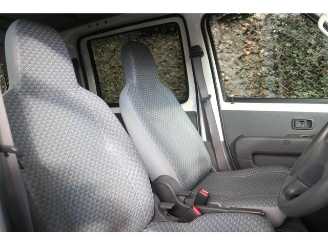 ハイゼットカーゴ 　ＣＮＧ車　リフトアップ・ナビ・ブルートゥース（17枚目）