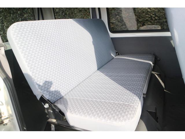 ハイゼットカーゴ 　ＣＮＧ車　リフトアップ・ナビ・ブルートゥース（19枚目）