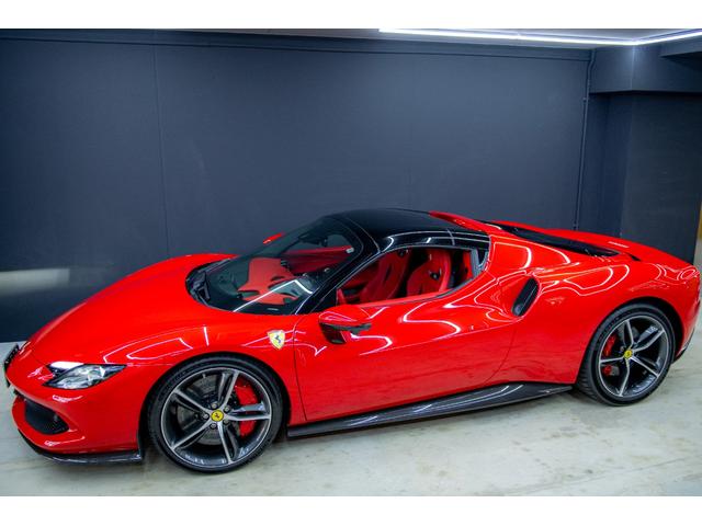 ２９６ＧＴＳ ベースグレード　カーボン製フロントスポイラー・リアデュフューザー・アンダードアカバー・アッパートンネル　レザー仕上ツートンインテリア　ＬＥＤカーボンステアリング　２０ｉｎｃ鍛造ＡＷ　サラウンドビュー（6枚目）