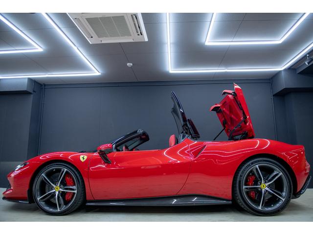 ２９６ＧＴＳ ベースグレード　カーボン製フロントスポイラー・リアデュフューザー・アンダードアカバー・アッパートンネル　レザー仕上ツートンインテリア　ＬＥＤカーボンステアリング　２０ｉｎｃ鍛造ＡＷ　サラウンドビュー（11枚目）