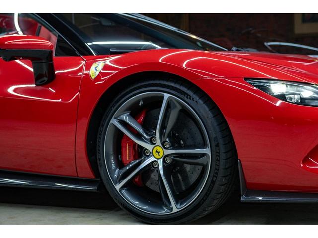 ２９６ＧＴＳ ベースグレード　カーボン製フロントスポイラー・リアデュフューザー・アンダードアカバー・アッパートンネル　レザー仕上ツートンインテリア　ＬＥＤカーボンステアリング　２０ｉｎｃ鍛造ＡＷ　サラウンドビュー（15枚目）