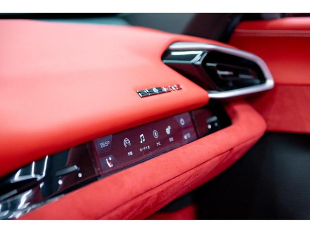 ２９６ＧＴＳ ベースグレード　カーボン製フロントスポイラー・リアデュフューザー・アンダードアカバー・アッパートンネル　レザー仕上ツートンインテリア　ＬＥＤカーボンステアリング　２０ｉｎｃ鍛造ＡＷ　サラウンドビュー（23枚目）