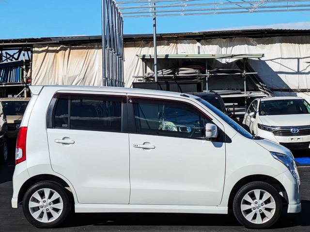 ワゴンＲ ＦＸリミテッド　純正エアロ／４ＡＴ／ＥＴＣ／スマートキー／プッシュスタート／ベンチシート／オートエアコン／シートアジャスター／ウィンカーミラー／ルーフエンドスポイラー／純正アルミ／アームレスト／プライバシーガラス／（4枚目）