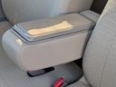 フロントシートセンターアームレスト！！