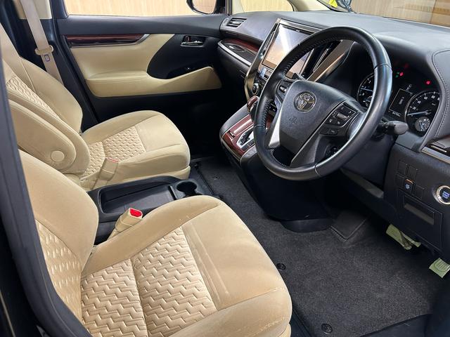 アルファード 2.5X 【禁煙車】【アルパイン10型ナビ】【アルパインフリップダウンモニター】【両側電動スライドドア】【レーダークルーズコントロール】【衝突軽減システム】【クリアランスソナー】【純正17インチアルミホイール】(68枚目)