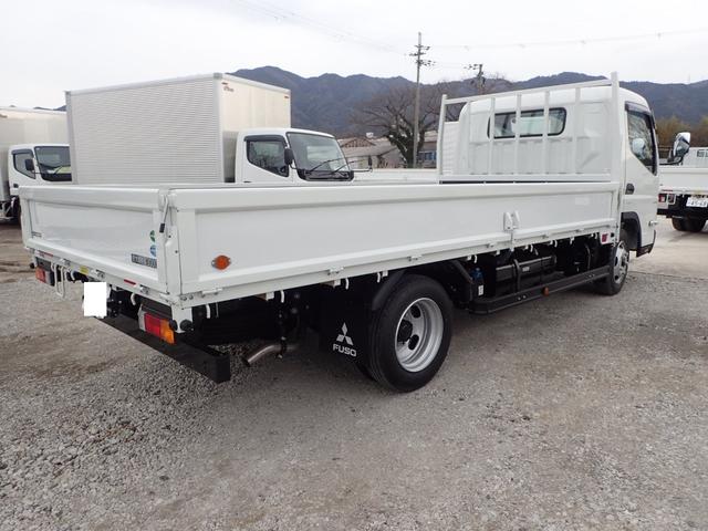 �t���t�����[�^�[�A�����r���[�J�����i�o�b�N�J�����j�A�X�e�A�����O�X�C�b�`�A�S�Ᏸ�A�h�����R