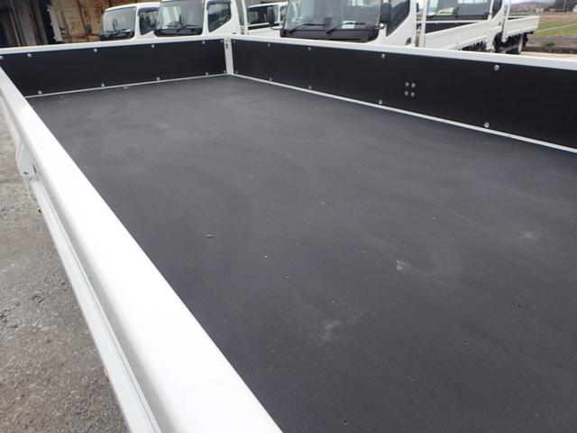 �⓹���i�⏕�u���[�L�A�A�C�h�����O�X�g�b�v�@�\�A�Փ˔�Q�y���u���[�L�A�ԗ����萧�䑕�u�A�Ԑ���E�x�񑕒u