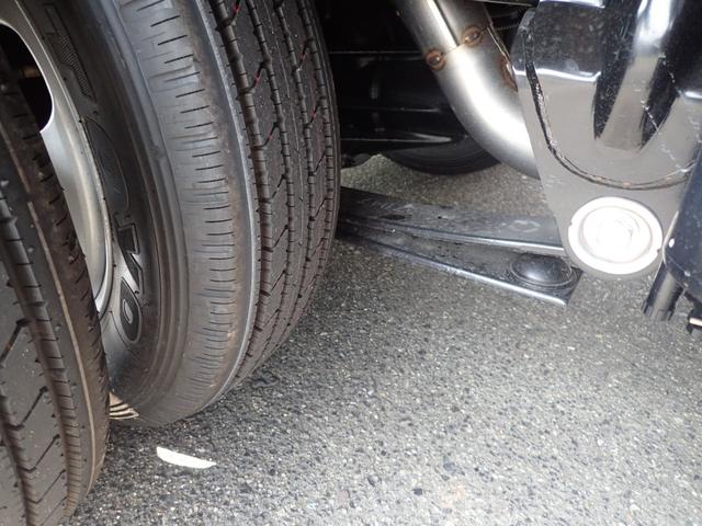 キャンター フル液晶メーター ダブルキャブ 平ボディ MT(9枚目)