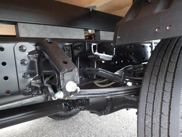 キャンター 　液晶メーター　３ｔ　標準ロング　タダノ製　４段クレーン　ＭＴ（12枚目）