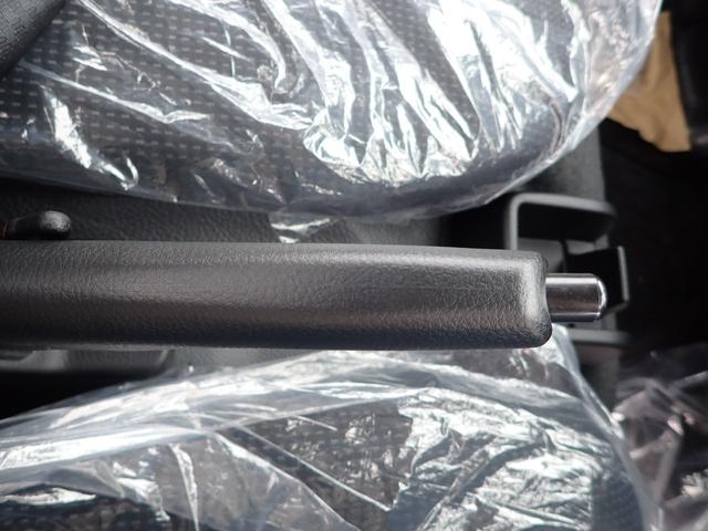 キャンター 　フル液晶メーター　２ｔ　標準ロング平ボディ　ＭＴ（18枚目）