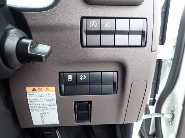 キャンター 　フル液晶メーター　２ｔ　標準ロング平ボディ　ＭＴ（24枚目）