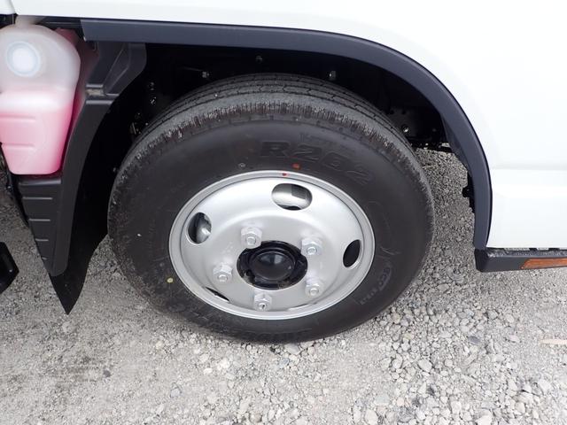 キャンター 　フル液晶メーター　２ｔ　標準ロング平ボディ　ＭＴ（29枚目）