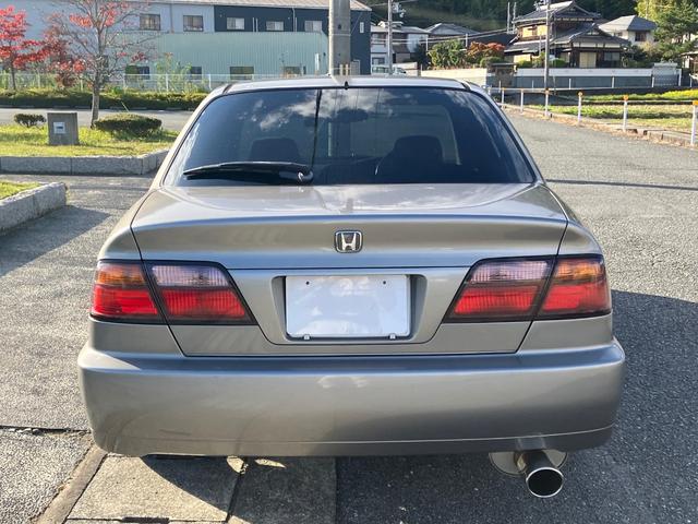 アコード ２．０ＶＴＳ　車高調　マフラー　社外１７インチＡＷ（3枚目）