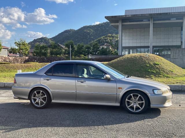 アコード ２．０ＶＴＳ　車高調　マフラー　社外１７インチＡＷ（4枚目）