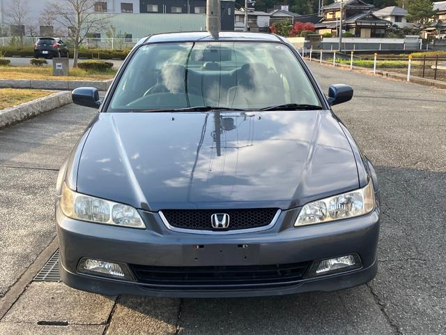 アコード 1.8VTE 5速MT(2枚目)