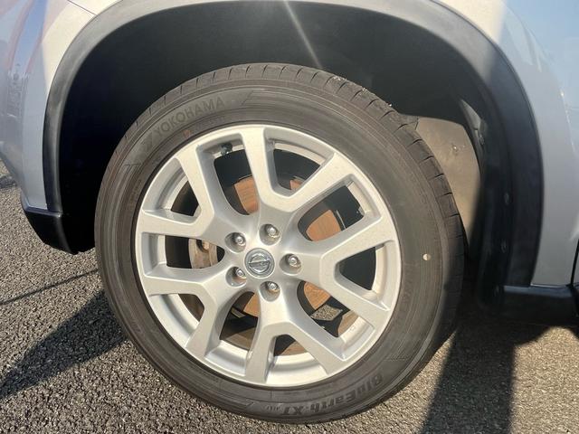 エクストレイル ２０Ｘｔｔ　お客様直接買取車両です　４ＷＤ　シートヒーター　ナビＴＶ　Ｂｌｕｅｔｏｏｔｈ　ＤＶＤ　ＣＤ　バックカメラ　ＥＴＣ　オートライト（17枚目）
