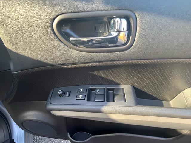 エクストレイル ２０Ｘｔｔ　お客様直接買取車両です　４ＷＤ　シートヒーター　ナビＴＶ　Ｂｌｕｅｔｏｏｔｈ　ＤＶＤ　ＣＤ　バックカメラ　ＥＴＣ　オートライト（39枚目）